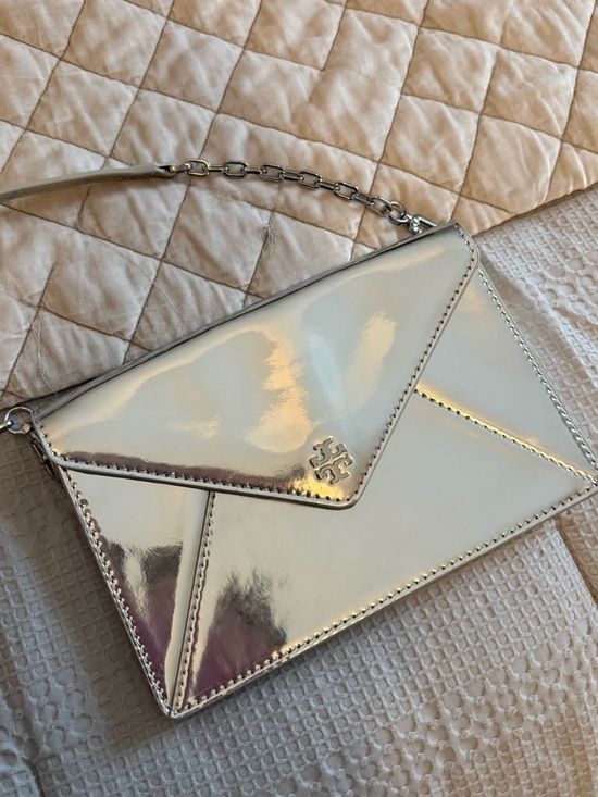 Tory Burch Handbags - Tory Burch mirrored shoulder bag